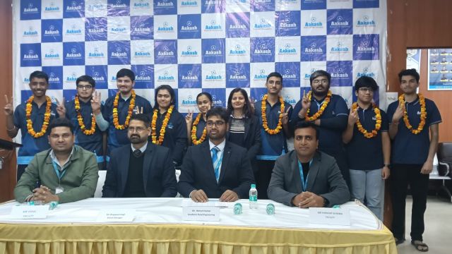 ​Aakash Institute Haridwar Excels in JEE Main 2026: 14 Students Shine; Aayush Bardiya Becomes Top Scorer with 99.92 Percentile