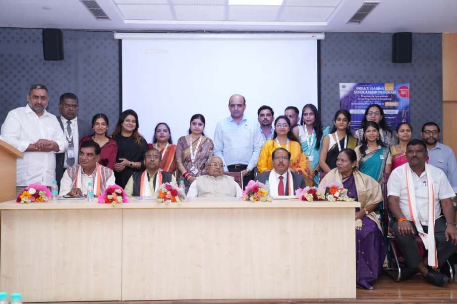 ​Shiksharatan India Foundation Organises Training Programme on Scholarships
